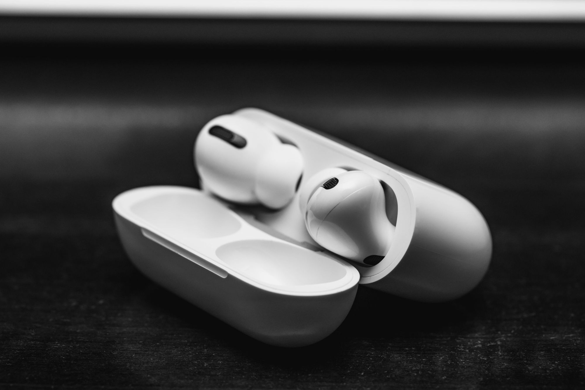 [Review] Apple AirPods Pro: Too Convenient to Ignore
